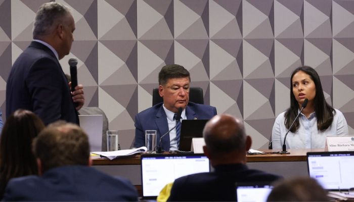  Ex-secretária do Careca do INSS diz que tinha acesso a cofre 